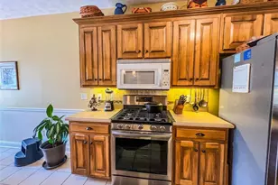 4008 Biltmore Cove Way NE, Buford, GA 30519 - Photo 25