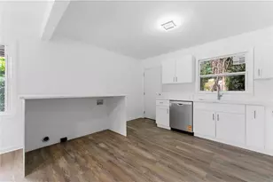2036 McPherson Dr, East Point, GA 30344 - Photo 7