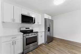 2036 McPherson Dr, East Point, GA 30344 - Photo 13
