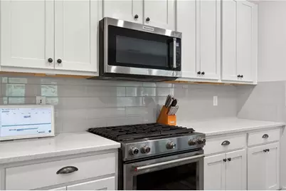 215 Meadows Court, Woodstock, GA 30189 - Photo 13