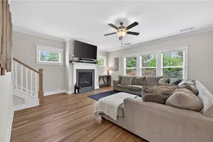 215 Meadows Ct, Woodstock, GA 30189 - Photo 9