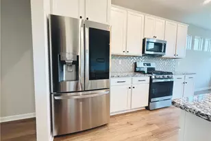 607 Michigan Cir, Hoschton, GA 30548 - Photo 7