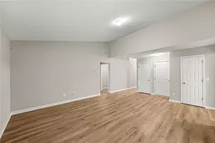 6753 Merrywood Dr, Fairburn, GA 30213 - Photo 5