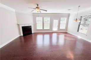 10555 Naramore Ln, Alpharetta, GA 30022 - Photo 11