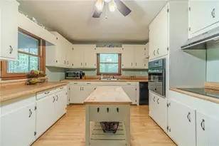 3661 Pennington Dr SE, Conyers, GA 30013 - Photo 9