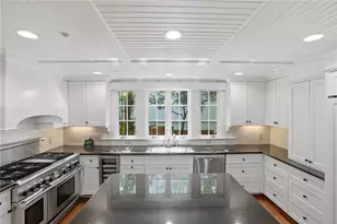 4144 Club Dr NE, Atlanta, GA 30319 - Photo 11
