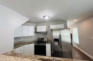 2035 Lois Pl, Atlanta, GA 30318 - Photo 5
