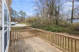 2035 Lois Pl, Atlanta, GA 30318 - Photo 13