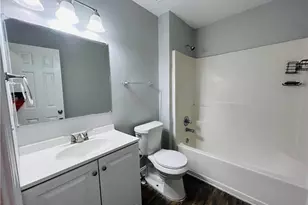 2035 Lois Pl, Atlanta, GA 30318 - Photo 9