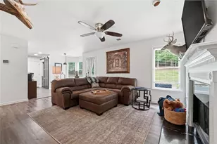 226 Charles Dr NE, Calhoun, GA 30701 - Photo 17