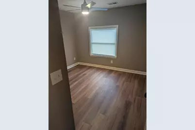 957 Hemingway Road, Stone Mountain, GA 30088 - Photo 11