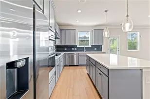 930 Elderberry Ct, Lawrenceville, GA 30045 - Photo 19