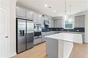 930 Elderberry Ct, Lawrenceville, GA 30045 - Photo 17
