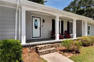 1847 Oak Ridge Ln, Lawrenceville, GA 30044 - Photo 3