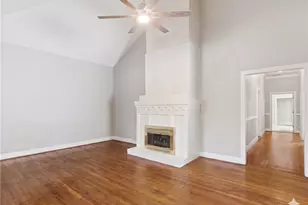 1072 Monroe Dr NE, Atlanta, GA 30306 - Photo 9