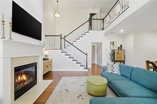815 Freedom Ln, Roswell, GA 30075 - Photo 9