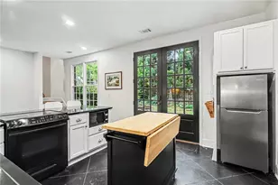 1103 Walker Dr, Decatur, GA 30030 - Photo 17
