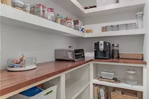 1933 Brantley Walk Ln NW, Atlanta, GA 30318 - Photo 9