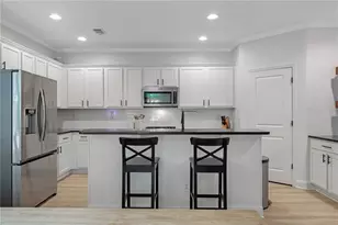 1933 Brantley Walk Ln NW, Atlanta, GA 30318 - Photo 7