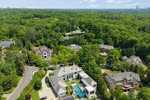 4235 Regency Ct NW, Atlanta, GA 30327 - Photo 101