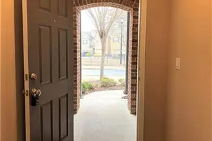 2186 Hillview Dr NE, Atlanta, GA 30329 - Photo 7