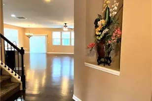 2186 Hillview Dr NE, Atlanta, GA 30329 - Photo 9