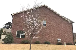 2186 Hillview Dr NE, Atlanta, GA 30329 - Photo 5