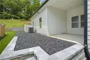 2009 Kenwood Pl SE, Smyrna, GA 30082 - Photo 15