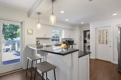 550 Windsor Parkway, Atlanta, GA 30342 - Photo 9