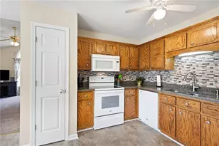 19 Greenhouse Dr SE, Cartersville, GA 30120 - Photo 13