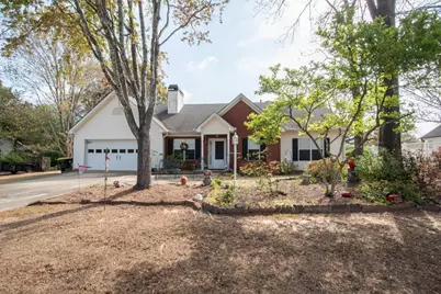 115 Oakview Trace, Fayetteville, GA 30215 - Photo 1