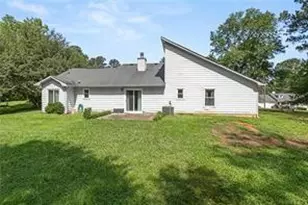 5405 Jamestowne Dr, Powder Springs, GA 30127 - Photo 3