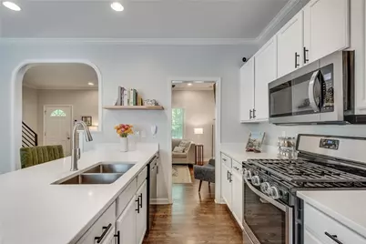 1557 Paxon Street SE, Atlanta, GA 30317 - Photo 9
