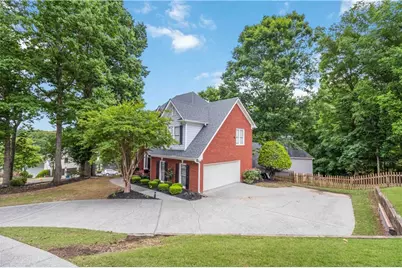 1405 Lamont Circle, Dacula, GA 30019 - Photo 9