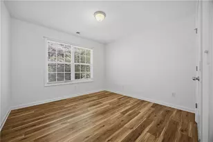 910 Park Knoll Ct, Lawrenceville, GA 30043 - Photo 23