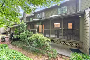 1858 D'Youville Ln, Atlanta, GA 30341 - Photo 33