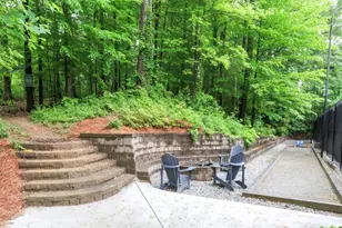 1170 Pine Ridge Rd NE, Atlanta, GA 30324 - Photo 45
