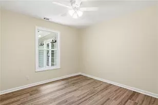303 Quail Hollow Dr, Woodstock, GA 30188 - Photo 17
