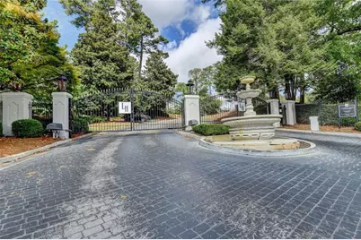 4101 Pine Heights Drive NE, Atlanta, GA 30324 - Photo 35