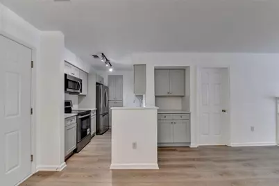 4101 Pine Heights Drive NE, Atlanta, GA 30324 - Photo 7