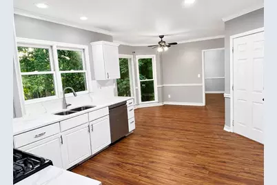 3760 Peachbluff Court, Duluth, GA 30097 - Photo 5