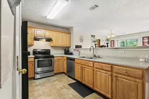 5330 Creekview Ln, Morrow, GA 30260 - Photo 9