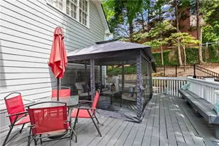 425 Abbeywood Dr, Roswell, GA 30075 - Photo 49