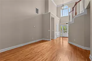 214 Woodview Ln, Woodstock, GA 30188 - Photo 5