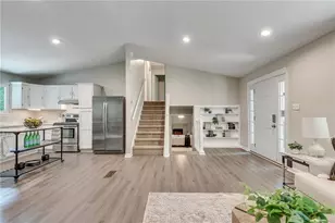 9665 Pine Thicket Way, Roswell, GA 30075 - Photo 13