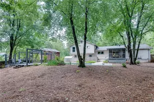 9665 Pine Thicket Way, Roswell, GA 30075 - Photo 37