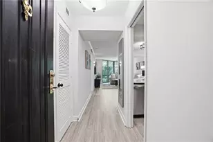 2870 Pharr Ct South NW, Atlanta, GA 30305 - Photo 3