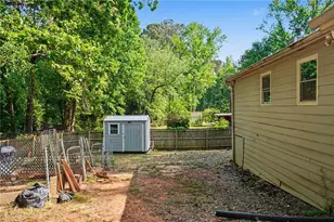 6260 Crestview Ln, Forest Park, GA 30297 - Photo 33