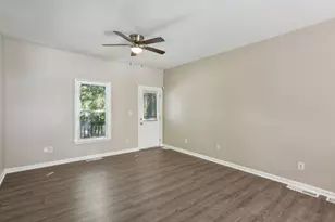 739 Prince Pl, Atlanta, GA 30318 - Photo 13