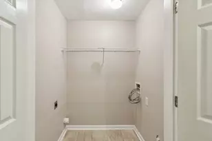 739 Prince Pl, Atlanta, GA 30318 - Photo 11